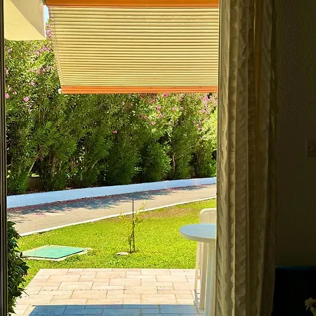 Garden House * Gerakini