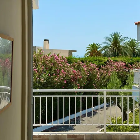 Garden House Holiday home *