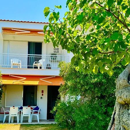 Holiday home Garden House *