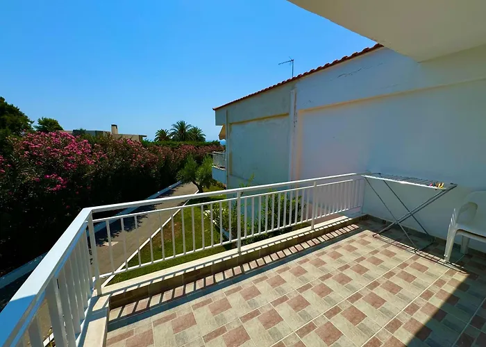 Garden House Nyaraló Jerakiní